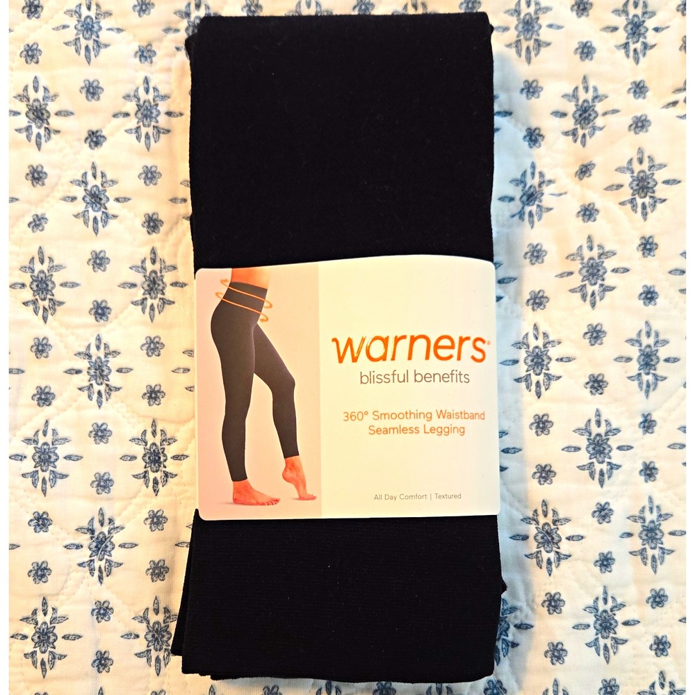 NWT Warners L/XL Black Blissful Benefits 360° Smoothing Waistband Leggings.